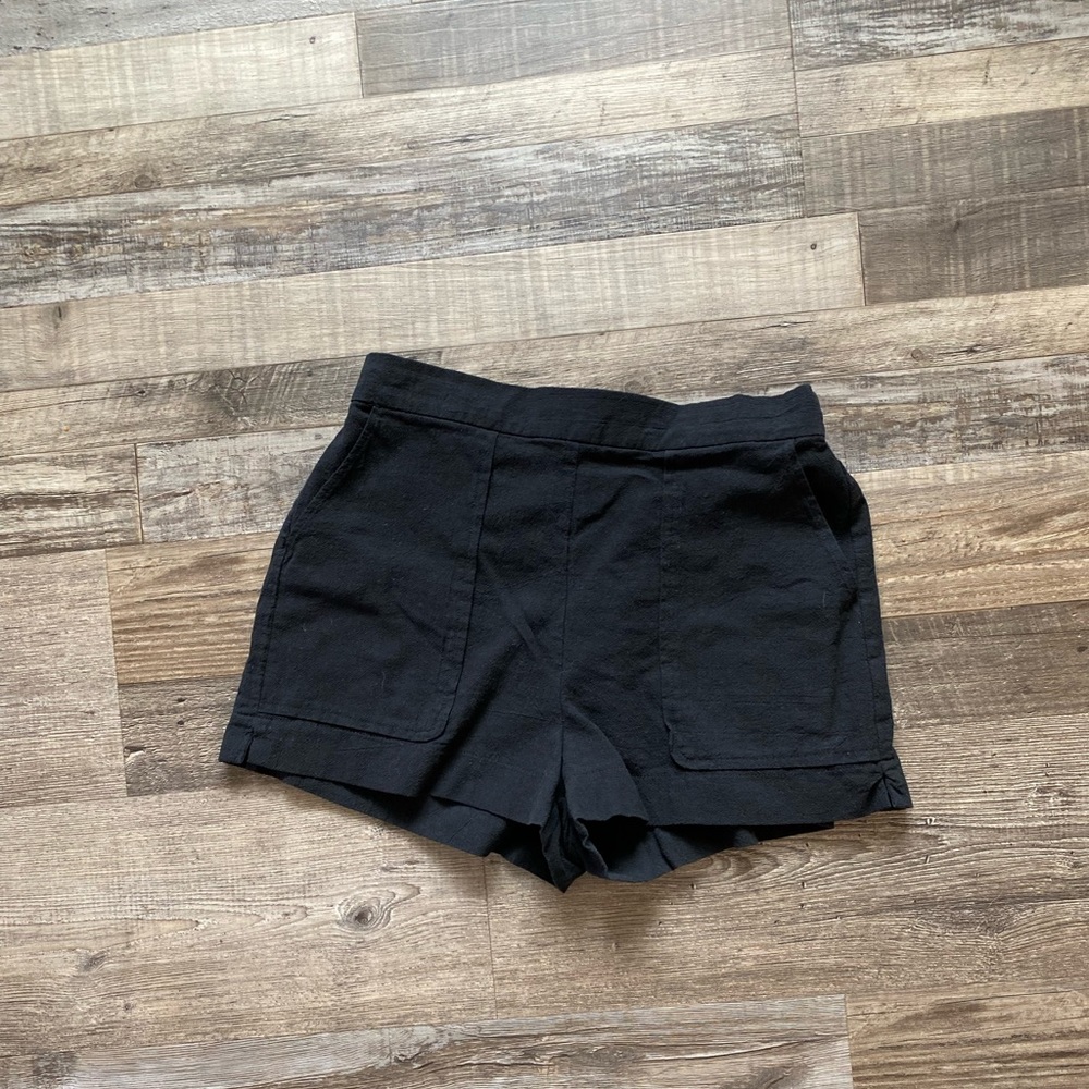 Black Lien Shorts
